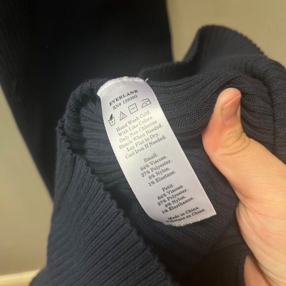 Everlane Women's Ribbed Knit Sleeveless Midi Dress Size S Navy Blue Viscose & Po - Picture 3 of 4